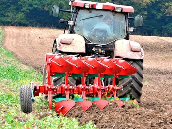 Плуги оборотные AgroMasz (Польша)